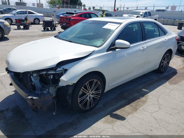 Toyota CAMRY SE 2016 4T1BF1FK1GU147528 Image 2