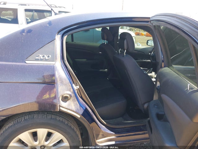 2013 Chrysler 200 Lx მანქანა იყიდება აუქციონზე, vin: 1C3CCBAG9DN726979, აუქციონის ნომერი: 44919000