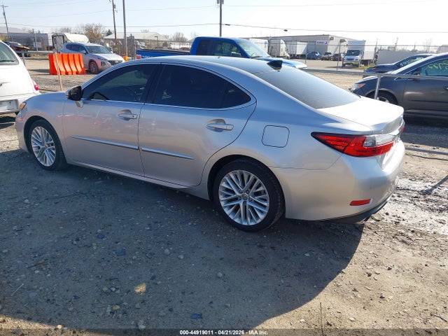 58ABK1GG6GU010955 Lexus ES 350