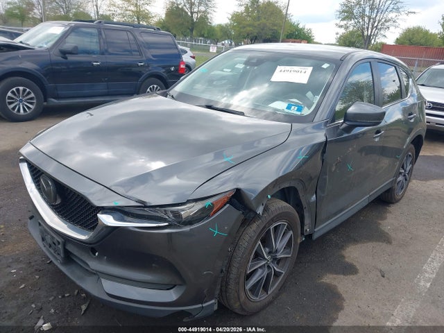 2018 Mazda Cx-5 Touring მანქანა იყიდება აუქციონზე, vin: JM3KFBCM7J0365057, აუქციონის ნომერი: 44919014