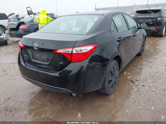 44919029 :رقم المزاد ، 2T1BURHE6FC328703 vin ، 2015 Toyota Corolla Le مزاد بيع