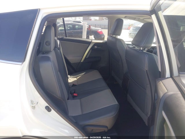 44919044 :رقم المزاد ، 2T3YFREV8FW206049 vin ، 2015 Toyota Rav4 Limited مزاد بيع