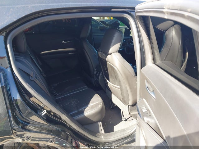44919059 :رقم المزاد ، 1GYFZDR45KF164996 vin ، 2019 Cadillac Xt4 Premium Luxury مزاد بيع