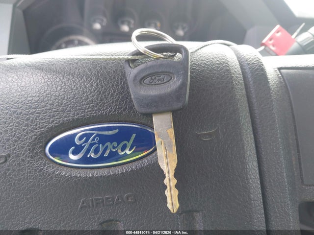 Ford F-450 Chassis Xl 2014 1FDTF4GYXEEA35939 Image 11