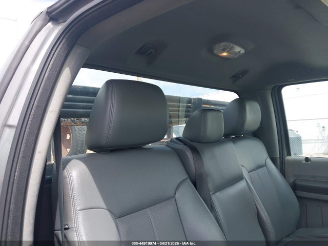 Ford F-450 Chassis Xl 2014 1FDTF4GYXEEA35939 Image 8