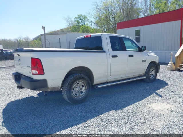44919081 :رقم المزاد ، 1C6RR7FG7JS326093 vin ، 2018 Ram 1500 مزاد بيع