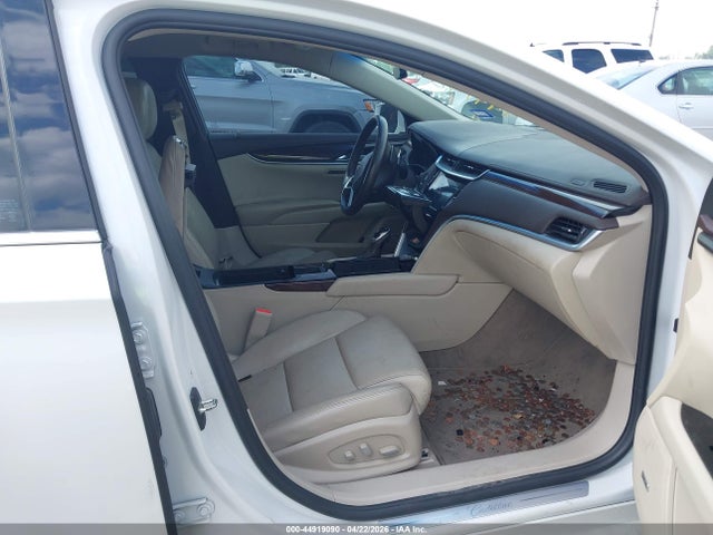 44919090 :رقم المزاد ، 2G61M5S33H9121767 vin ، 2017 Cadillac Xts Luxury مزاد بيع