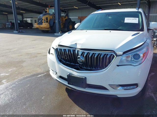 2015 Buick Enclave Leather მანქანა იყიდება აუქციონზე, vin: 5GAKVBKD4FJ216640, აუქციონის ნომერი: 44919096