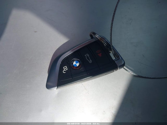 Продажа на аукционе авто 2016 Bmw X1 Xdrive28i, vin: WBXHT3C38G5E52850, номер лота: 44919109