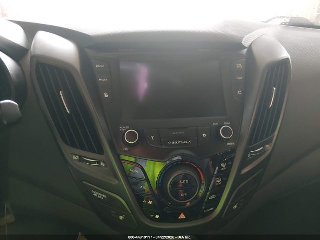 Hyundai Veloster Turbo 2016 KMHTC6AE0GU262780 Image 16