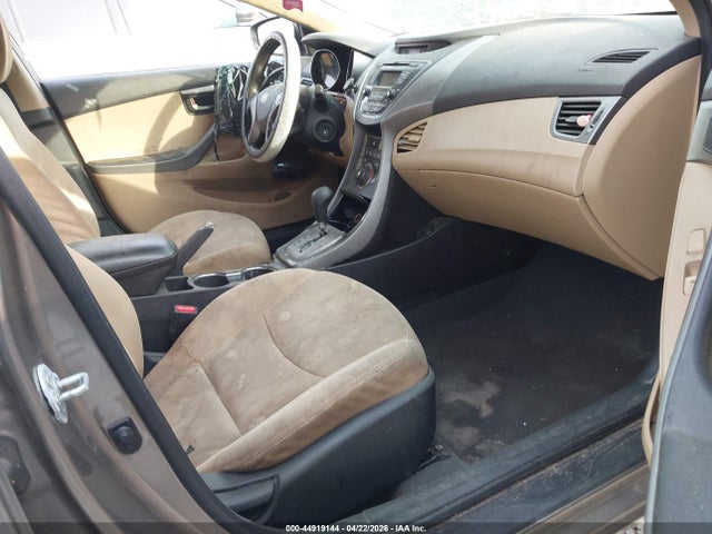 Продажа на аукционе авто 2013 Hyundai Elantra Gls, vin: 5NPDH4AE4DH355595, номер лота: 44919144