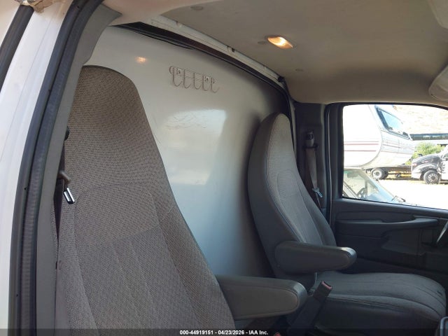Продажа на аукционе авто 2015 Chevrolet Express Cutaway 3500, vin: 1GB0G2CF2F1200022, номер лота: 44919151