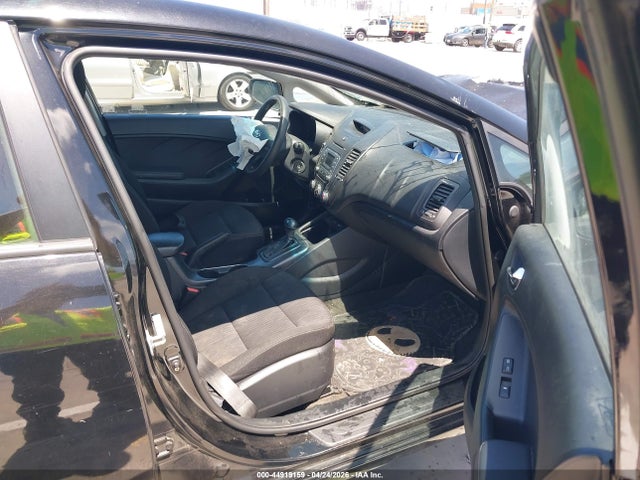 KNAFK4A62G5461421 KIA FORTE LX