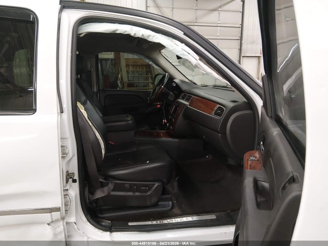 Aukcja sprzedaży 2010 Chevrolet Tahoe Ltz, vin: 1GNUKCE02AR264458, numer aukcji: 44919166