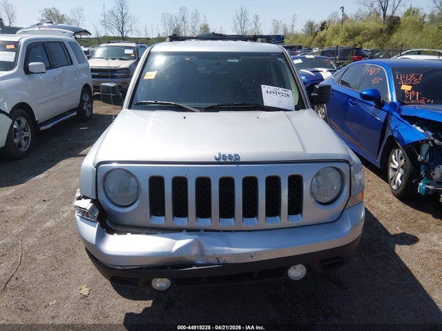 44919228 :رقم المزاد ، 1C4NJPBB4ED618044 vin ، 2014 Jeep Patriot Sport مزاد بيع