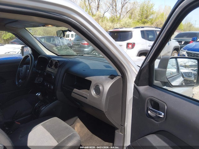 44919228 :رقم المزاد ، 1C4NJPBB4ED618044 vin ، 2014 Jeep Patriot Sport مزاد بيع