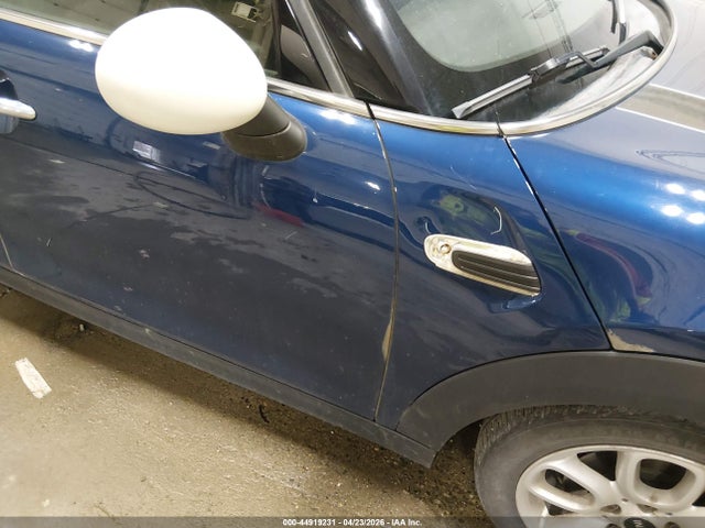WMWXU1C5XG2A93348 Mini Hardtop Cooper