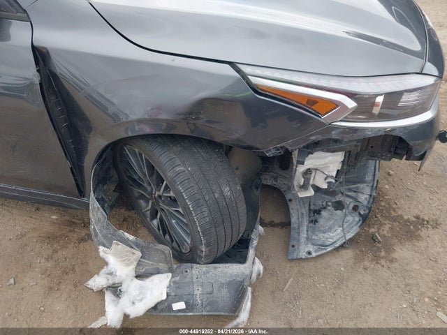 3KPF54AD0PE592649 KIA Forte Gt-line