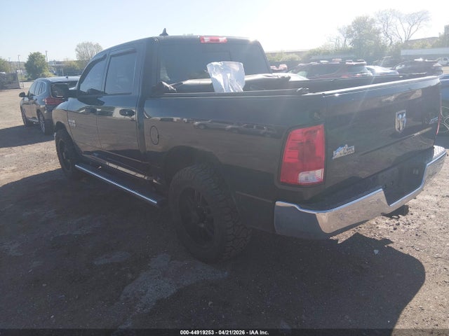 44919253 :رقم المزاد ، 1C6RR7LG8HS538841 vin ، 2017 Ram 1500 Big Horn  4x4 5'7 Box مزاد بيع