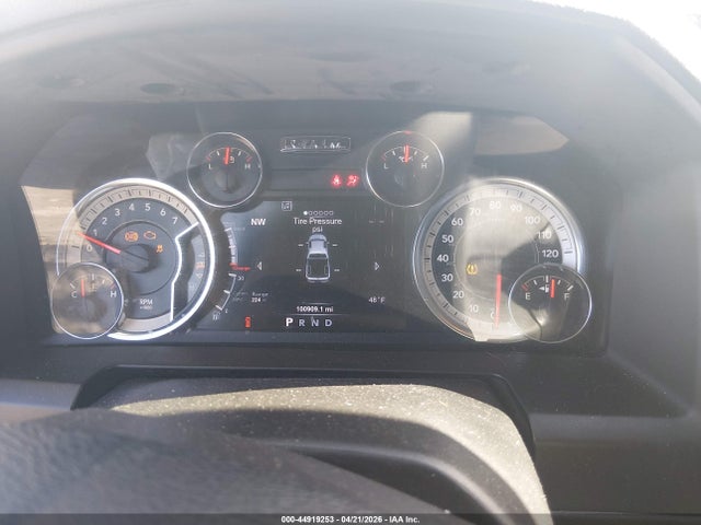 44919253 :رقم المزاد ، 1C6RR7LG8HS538841 vin ، 2017 Ram 1500 Big Horn  4x4 5'7 Box مزاد بيع