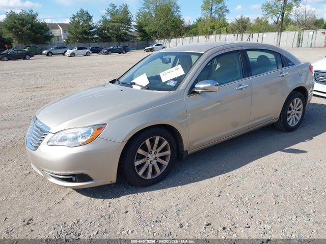 2013 Chrysler 200 Limited მანქანა იყიდება აუქციონზე, vin: 1C3CCBCG4DN571464, აუქციონის ნომერი: 44919256