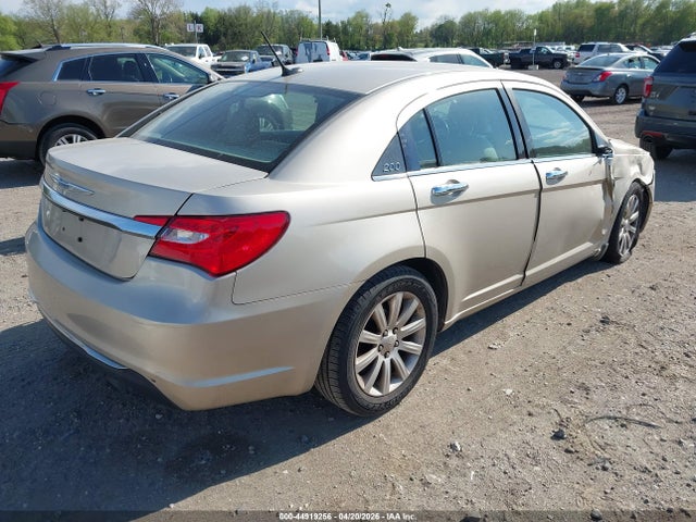 2013 Chrysler 200 Limited მანქანა იყიდება აუქციონზე, vin: 1C3CCBCG4DN571464, აუქციონის ნომერი: 44919256