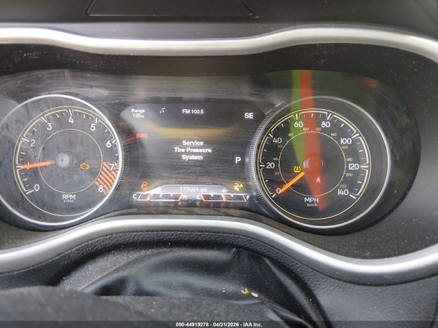 Продаж на аукціоні авто 2015 Jeep Cherokee Trailhawk, vin: 1C4PJMBS0FW698889, номер лоту: 44919278