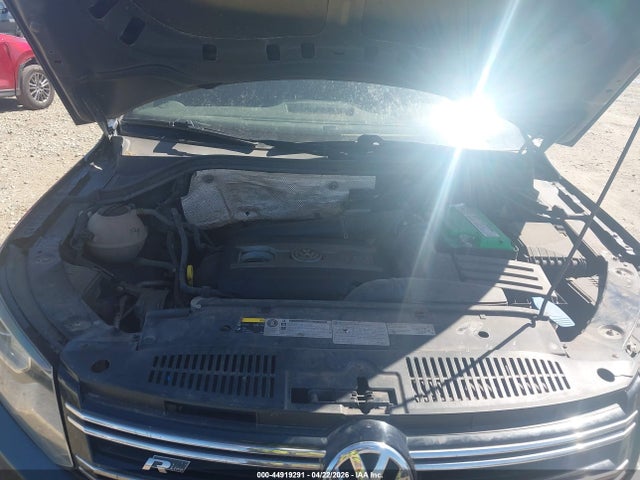 Продаж на аукціоні авто 2014 Volkswagen Tiguan R-line, vin: WVGBV3AX0EW070914, номер лоту: 44919291