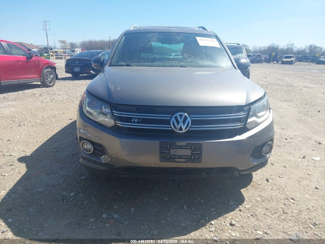Продаж на аукціоні авто 2014 Volkswagen Tiguan R-line, vin: WVGBV3AX0EW070914, номер лоту: 44919291