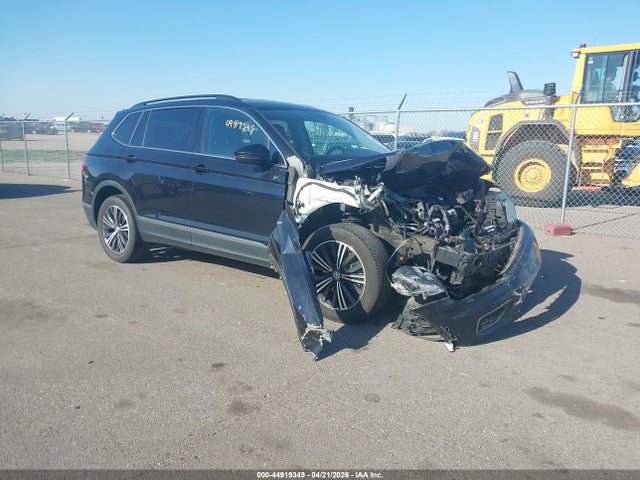 Aukcja sprzedaży 2018 Volkswagen Tiguan 2.0t Se/2.0t Sel, vin: 3VV2B7AX3JM037163, numer aukcji: 44919349