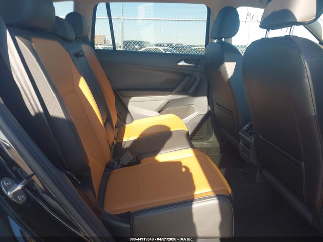 Aukcja sprzedaży 2018 Volkswagen Tiguan 2.0t Se/2.0t Sel, vin: 3VV2B7AX3JM037163, numer aukcji: 44919349