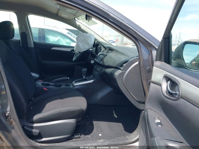 2019 Nissan Sentra S მანქანა იყიდება აუქციონზე, vin: 3N1AB7AP0KY248604, აუქციონის ნომერი: 44919357