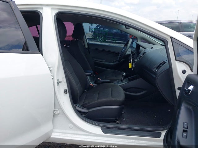 Продаж на аукціоні авто 2016 Kia Forte Lx, vin: KNAFK4A6XG5606530, номер лоту: 44919366