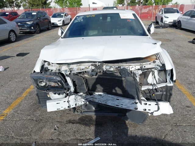 Chrysler 300 300s 2023 2C3CCABG8PH561030 Image 18