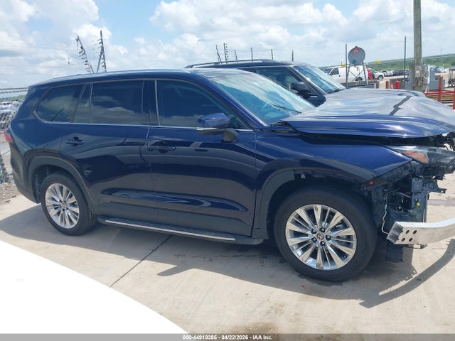 Toyota Grand Highlander Platinum 2025 5TDAAAB57SS079165 Image 13