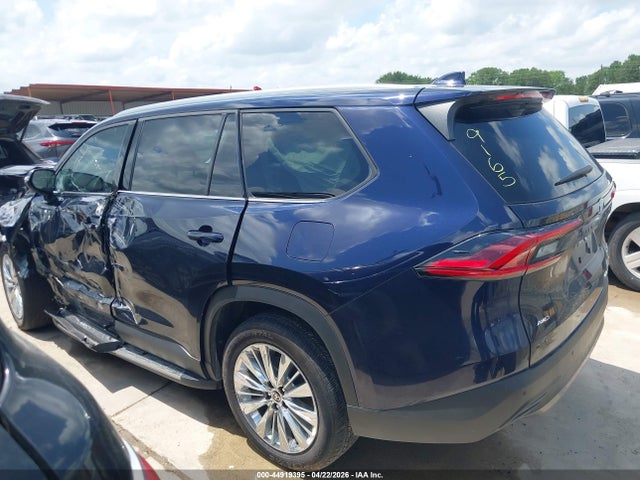 Toyota Grand Highlander Platinum 2025 5TDAAAB57SS079165 Image 14