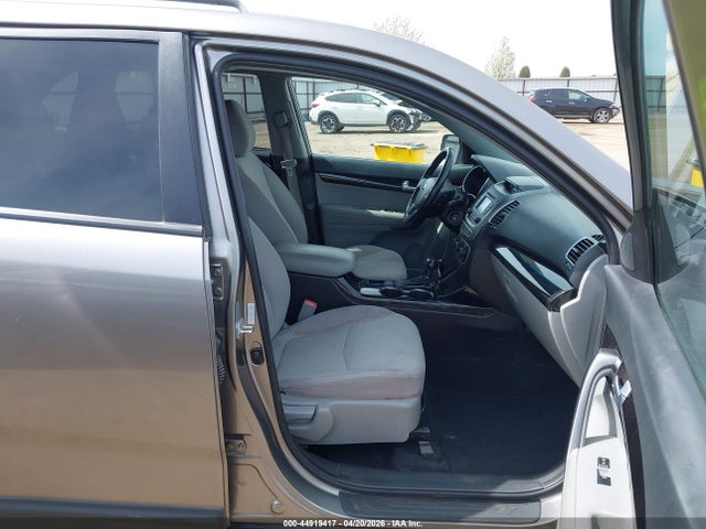 5XYKT3A68EG479371 KIA SORENTO LX