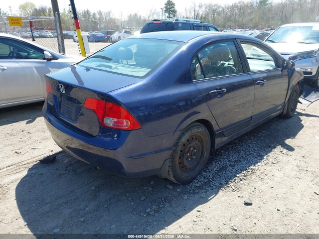 Auction sale of the 2008 Honda Civic Lx, vin: 1HGFA16528L048112, lot number: 44919438