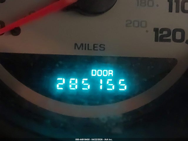 44919450 :رقم المزاد ، 1B3ES56CX4D645706 vin ، 2004 Dodge Neon Sxt مزاد بيع