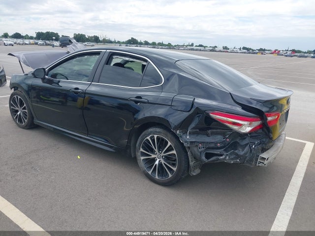 JTNB11HK0J3067131 Toyota CAMRY SE