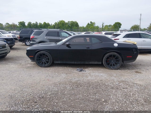 Продажа на аукционе авто 2017 Dodge Challenger Sxt, vin: 2C3CDZAG7HH573393, номер лота: 44919475