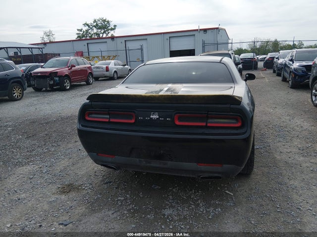 Продажа на аукционе авто 2017 Dodge Challenger Sxt, vin: 2C3CDZAG7HH573393, номер лота: 44919475