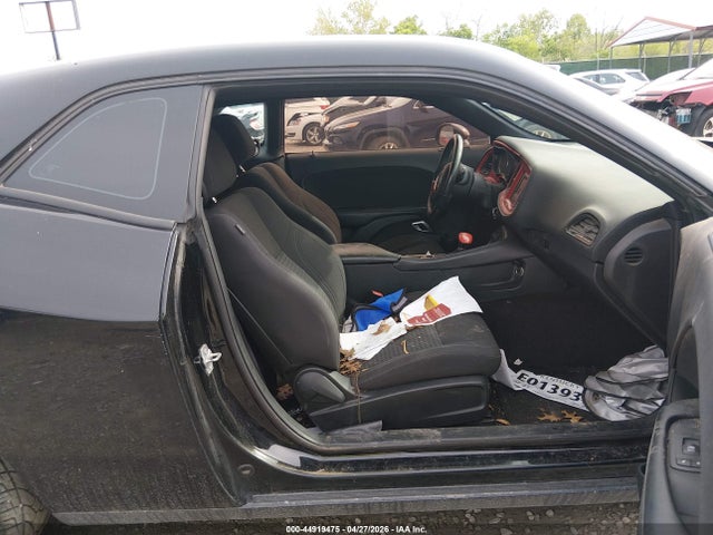 Продажа на аукционе авто 2017 Dodge Challenger Sxt, vin: 2C3CDZAG7HH573393, номер лота: 44919475