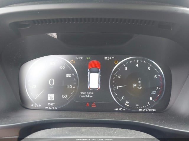 2021 Volvo Xc40 T5 Momentum მანქანა იყიდება აუქციონზე, vin: YV4162UK1M2452296, აუქციონის ნომერი: 44919478