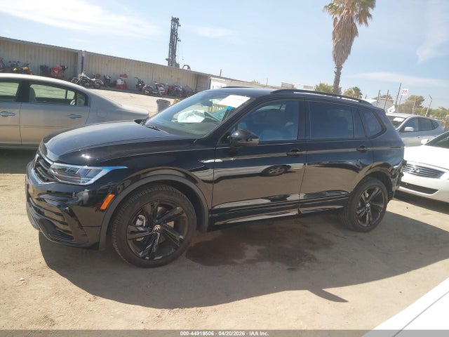 3VVCB7AX3RM194109 Volkswagen Tiguan 2.0t Se R-line Black