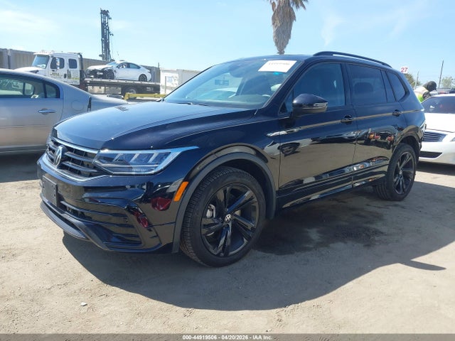 3VVCB7AX3RM194109 Volkswagen Tiguan 2.0t Se R-line Black