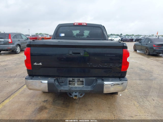 5TFDW5F17HX583909 Toyota Tundra Sr5 5.7l V8