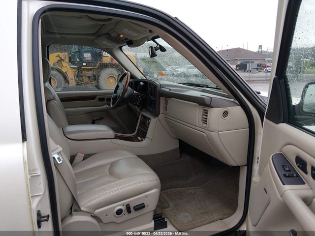 44919533 :رقم المزاد ، 3GYEK62N04G167546 vin ، 2004 Cadillac Escalade Ext Standard مزاد بيع