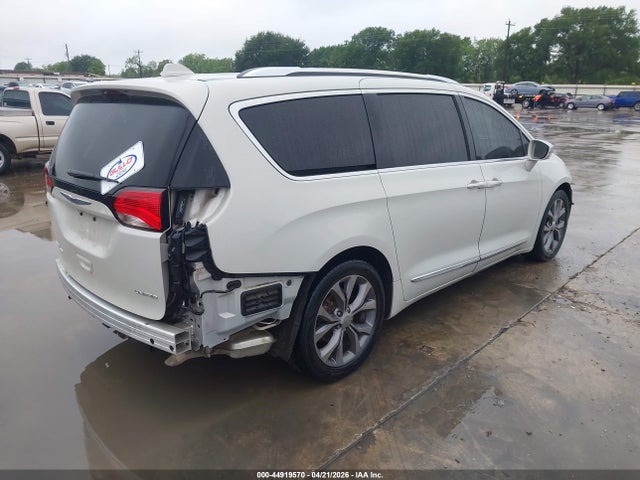 2020 Chrysler Pacifica Limited მანქანა იყიდება აუქციონზე, vin: 2C4RC1GG6LR110794, აუქციონის ნომერი: 44919570