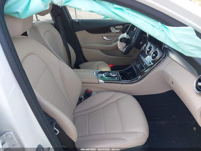 55SWF8DB9KU301372 Mercedes-Benz C 300